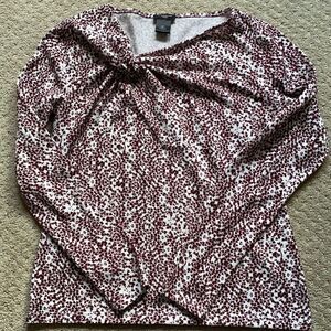 Ann Taylor top. Size SP. excellent condition.